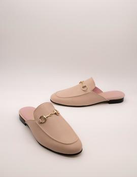 Mules Castellano Venecia nude de mujer.