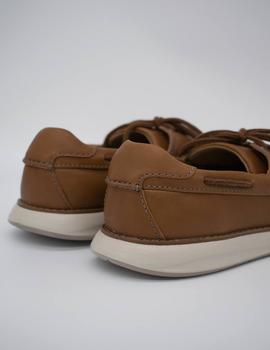 Zapato UN PILOT LACE TAN LEATHER