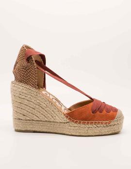 Thumb a02913 moat2dr3