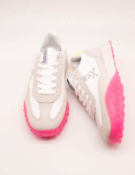 Gallery a04221 xaky1lus
