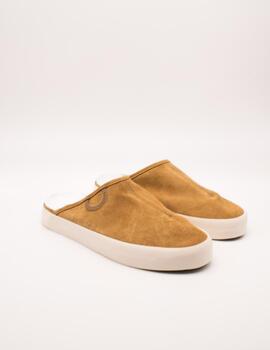 Deportiva Aro 3715 Uma Suede / Tan de Mujer