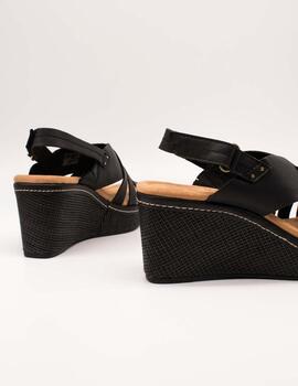 Sandalia Clarks 26171531 Elleri Grace Black de Mujer