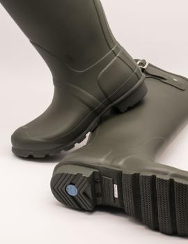 Bota Hunter 1000 tall dark olive de mujer.