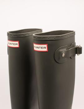 Bota Hunter 1000 tall dark olive de mujer.