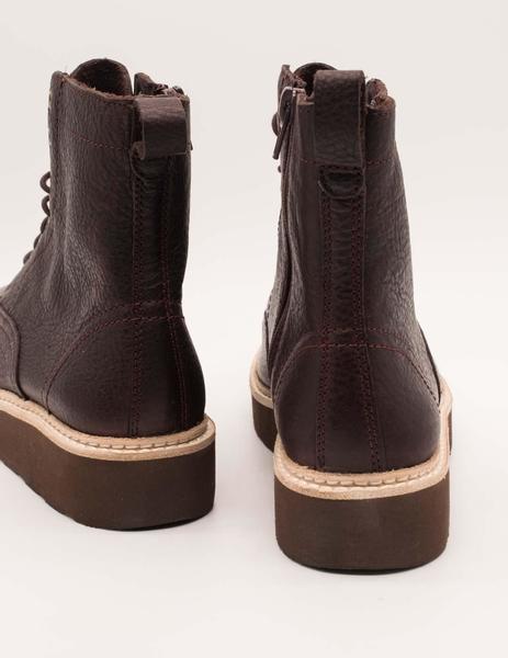 clarks trace pine boots