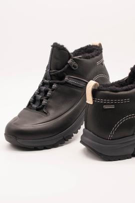 Botín Clarks TRi Fern GTX black de mujer.