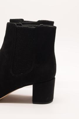 Botín Clarks Orabella Anna black de mujer.