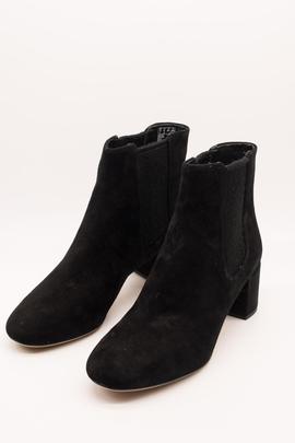 Botín Clarks Orabella Anna black de mujer.