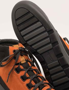 Botín Clarks AshcombeArtGTX orange de hombre.