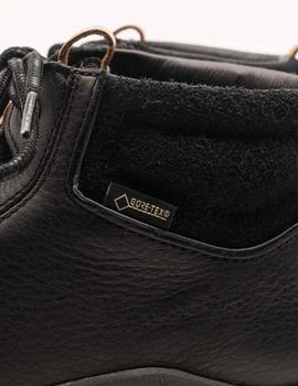 Botín Clarks AshcombeMidGTX black de hombre.