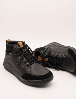 Botín Clarks AshcombeMidGTX black de hombre.