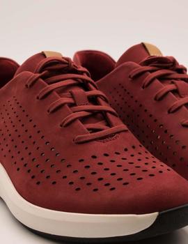 Zapato Clarks Un Rio Tie Red Nubuck de mujer.